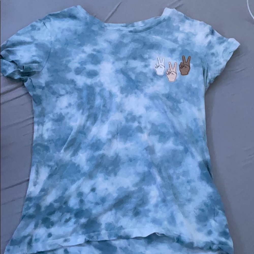 Blue tie dye tee